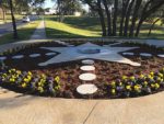 Se muestra el trabajo terminado en conmemoración al oficial caído de Florida, Scott Pine.